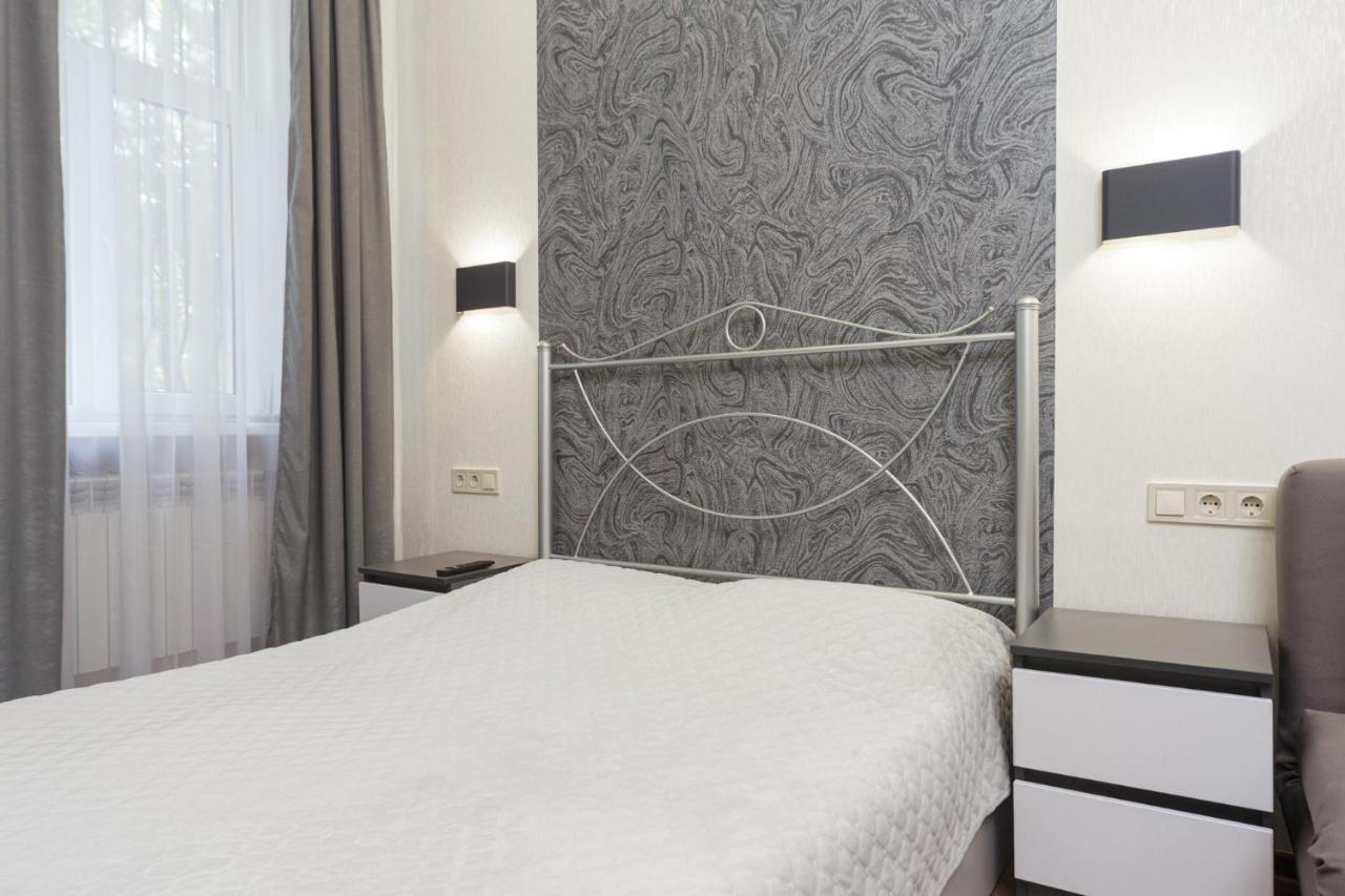 Apartment Zhukovskogo 17 Odessa Esterno foto