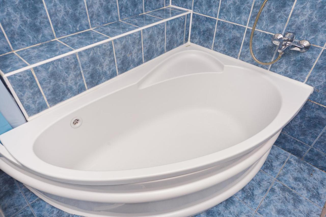 Apartment Zhukovskogo 17 Odessa Esterno foto